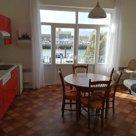 Sur Le Port Apartment Les Sables-d'Olonne Exterior photo