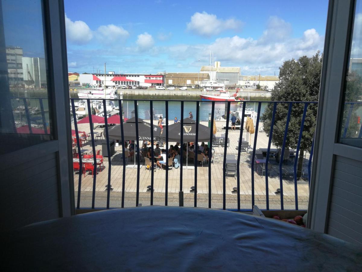 Sur Le Port * Les Sables-d'Olonne